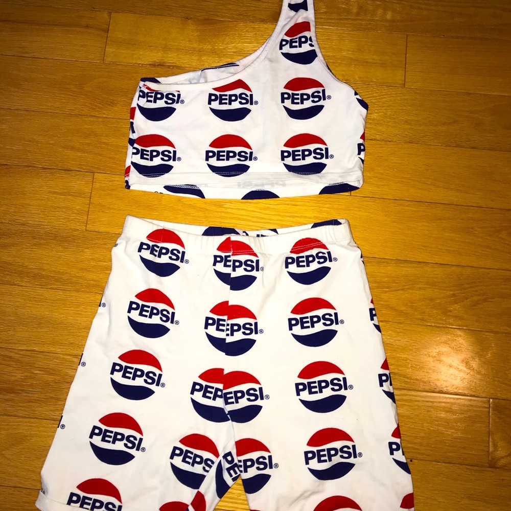 Two piece set